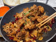 -川流不息·地道川菜·小龙虾(松东路店)