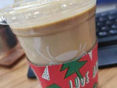-瑞幸咖啡(青岛保利中心店)
