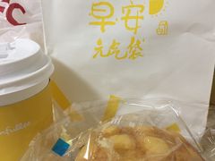 -皇冠幸福里动物奶油生日蛋糕(龙阳村地铁站店)