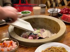 -滇香肴·云南菜蒸汽石锅鱼(云南北路店)
