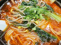 红烧牛肉米线-李米线(总店)