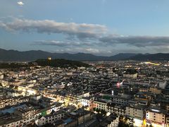 -官房大酒店-玉龙旋宫观景餐厅