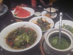 -明丰小渔馆(明月路店)