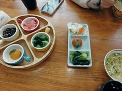 -裕兴记·蟹黄面馆养育巷精选店面馆