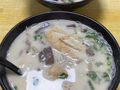 -津津老鸭粉丝馆(正东路店)