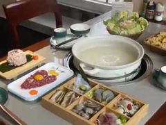-四点金粥底火锅(沂州里店)