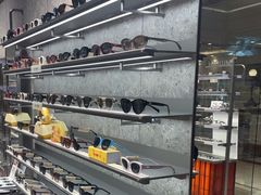 -MUJOSH木九十眼镜(月星环球港B1店)