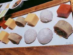 京六件-皇城根北京风味主题餐厅(中海环宇城店)