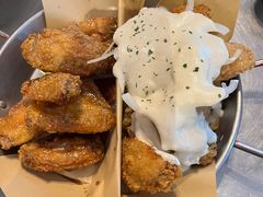 炸鸡翅一半一半-富乐满韩国正宗炸鸡韩国料理(虹泉路店)