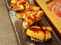 -铭牛烧肉·和牛海鲜自助(高新月牙湖店)
