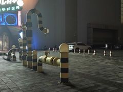 -极限PLAY运动娱乐新世界·团建派对潮玩休闲馆·室内蹦极高空游乐园
