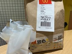 -麦当劳(宝龙店)