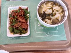 -老乡鸡(武汉中南梅苑小区地铁站店)