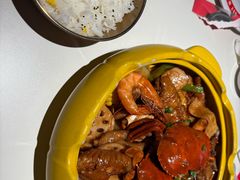 -多嘴肉蟹煲(万达店)