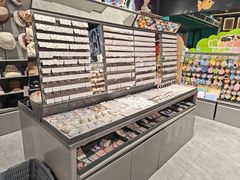 -潮品挚尚(五角场苏宁易购店)
