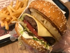 -The Habit Burger Grill 哈比特汉堡(复兴soho店)