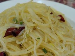 -湖南人家湘菜馆(镇江路店)