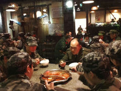 -佬革命主题火锅(玉沙路店)