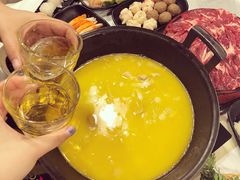 -鲜入围煮花胶鸡海鲜火锅