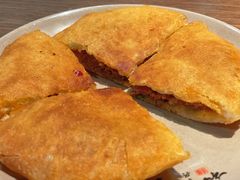 牛肉烤饼-肖四女乐山跷脚牛肉(世博源店)