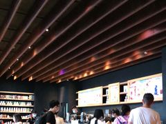 -星巴克(广州南站A18检票口楼上)