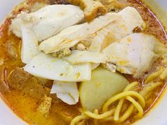 -亚王咖喱鸡米粉面
