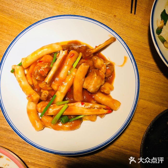 弄堂里(雨花客厅店)梭子蟹炒年糕图片
