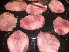 上等牛舌-炼火烤肉店