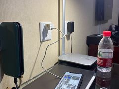 -燕山大酒店