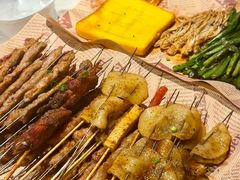 -老街烧烤大排档·地道湖北菜·龙虾馆(汉口火车站店)