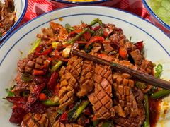 -荆九爷爆炒桥头三嫩(云南北路店)