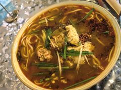 云南臭豆腐米粉（很臭）-粉八·云南米线·建水烧烤(常熟路店)