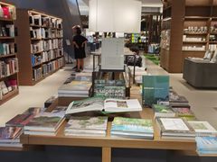 -茑屋书店(天目里店)
