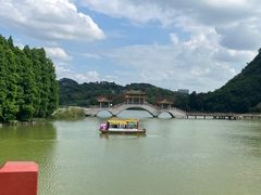 -星湖旅游景区七星岩