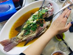 -量贩海鲜餐厅