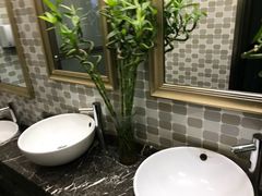 洗手间-东方红影城