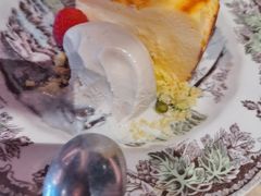 布朗石烤巴斯克芝士蛋糕-BROWNSTONE布朗石西班牙餐厅(富城店)