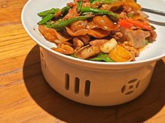 -YAFEE雅菲 川·湘·粤融合菜(魏公村店)