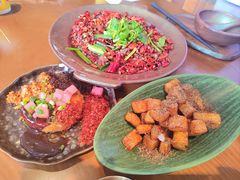 -包整·丝娃娃(一览甲秀楼风景店)