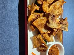 -拾光音乐餐酒吧(告庄星光夜市店)