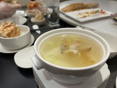 -榕树下海鲜馆(坪山路店)