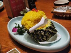 版纳波萝饭-老滇山寨•云南特色菜•地方菜•民族风情歌舞表演(金碧店)