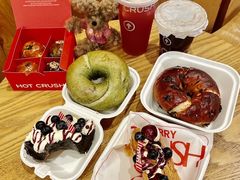 -HOT CRUSH趁热集合·现烤面包(上海环球港店)