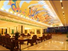 -金孔雀温泉旅游度假村