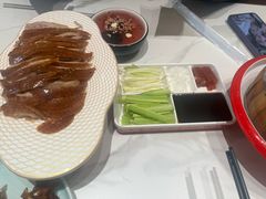 -梅利汴京烤鸭•开封豫菜地标店(东大街店)