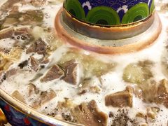 -毛辣果·贵州红酸汤牛肉火锅(西单店)