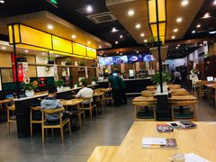 大堂-李先生牛肉面大王(成都东站西广场店)