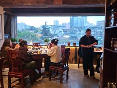 -包整·丝娃娃(甲秀楼景观店)