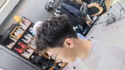 -藤野造型烫发染发