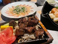 -穹六人间 people 6(岳阳路店)